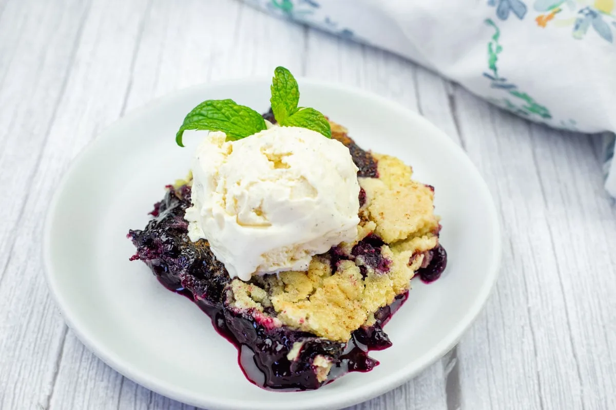 Blueberry Dump Cake