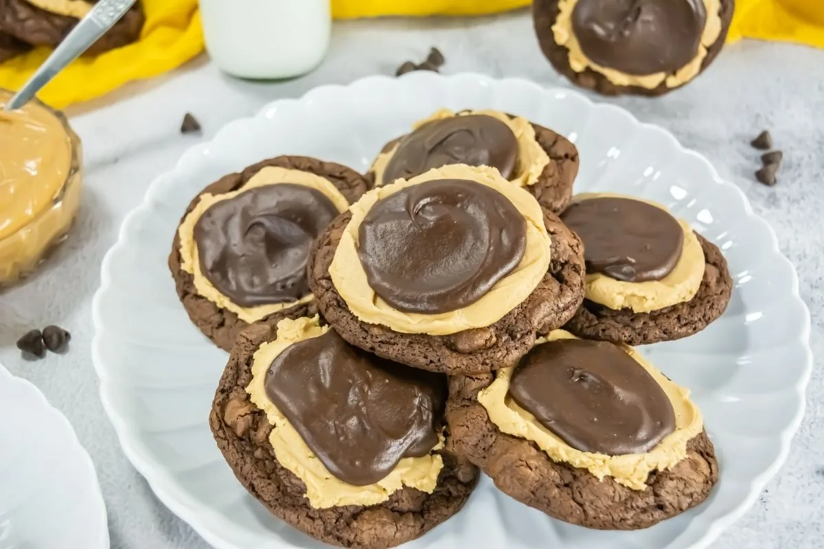 Copycat Crumbl Buckeye Brownie Cookies