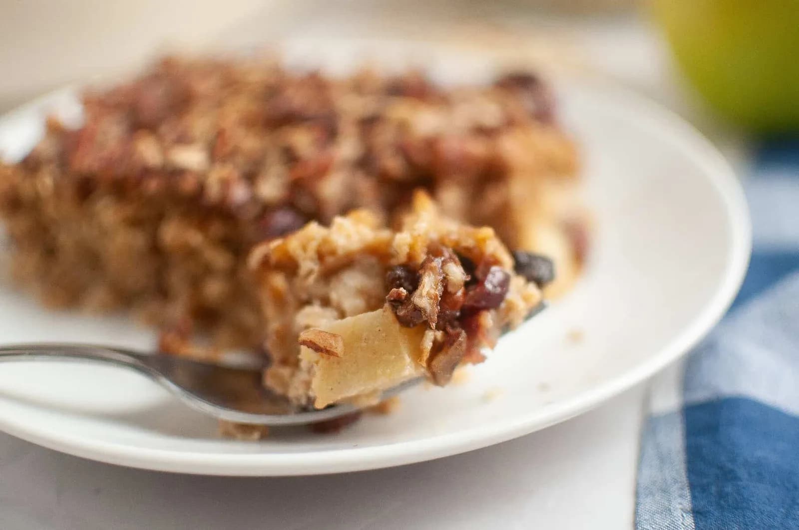 Apple-Pecan Baked Oatmeal