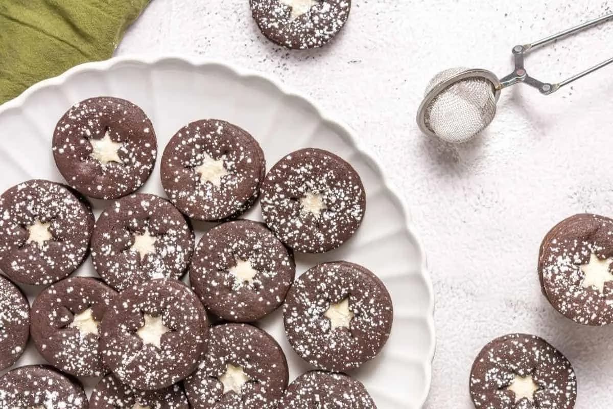 Chocolate Linzer Cookies