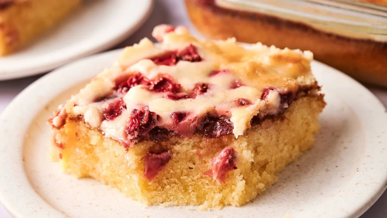 Strawberry Earthquake Cake