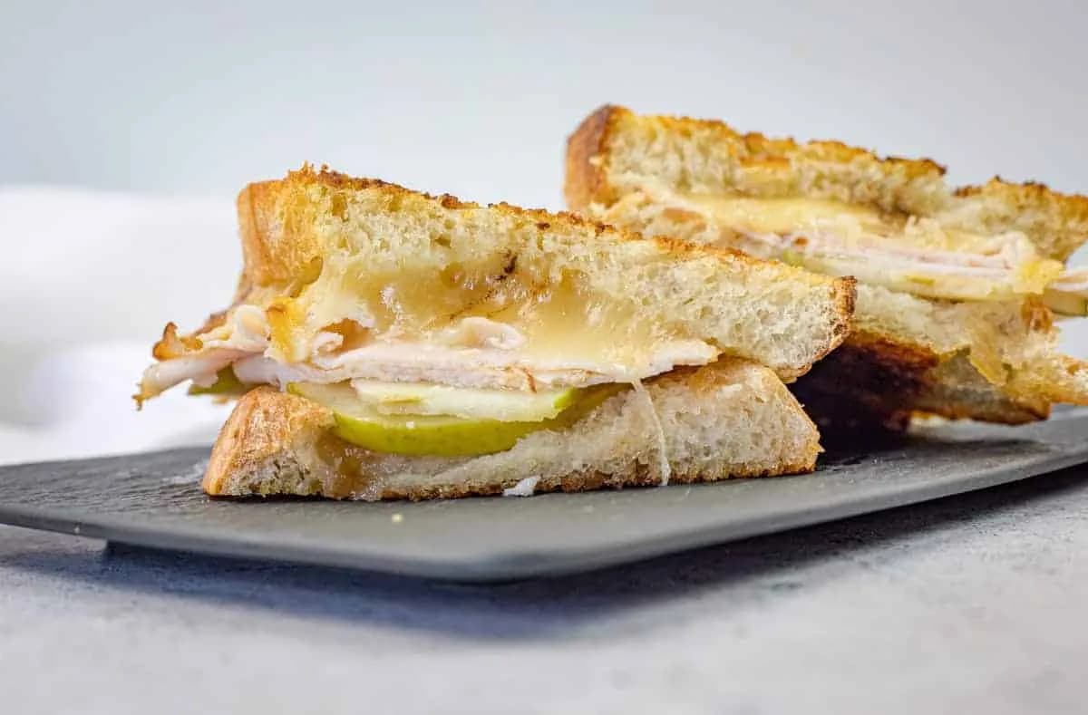 The Best Turkey & Apple Grilled Cheese