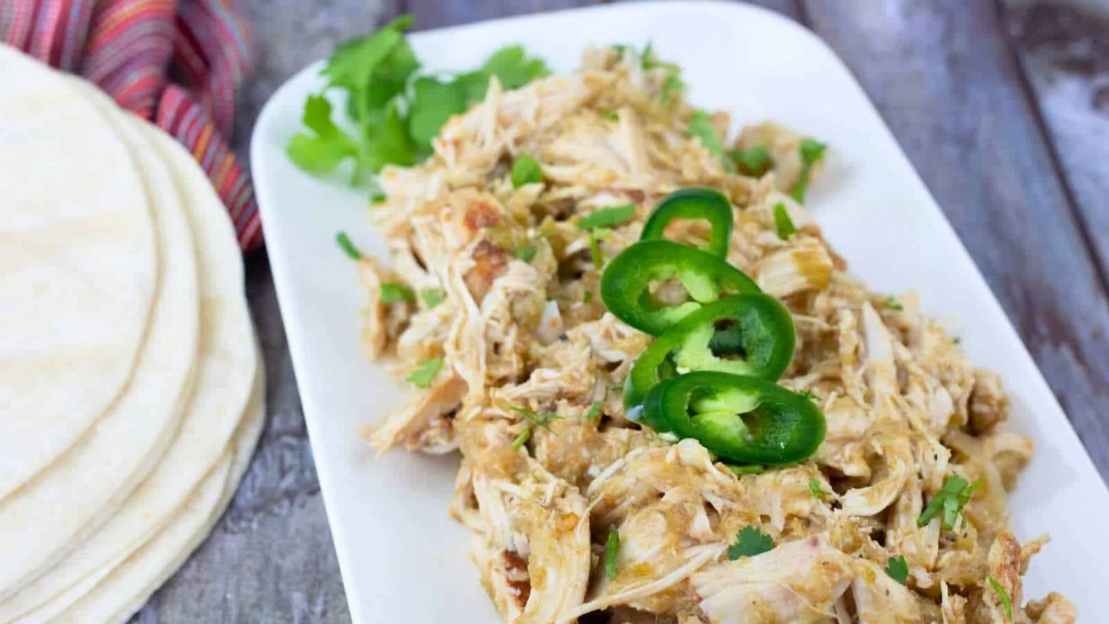 Slow Cooker Hatch Chili Salsa Chicken