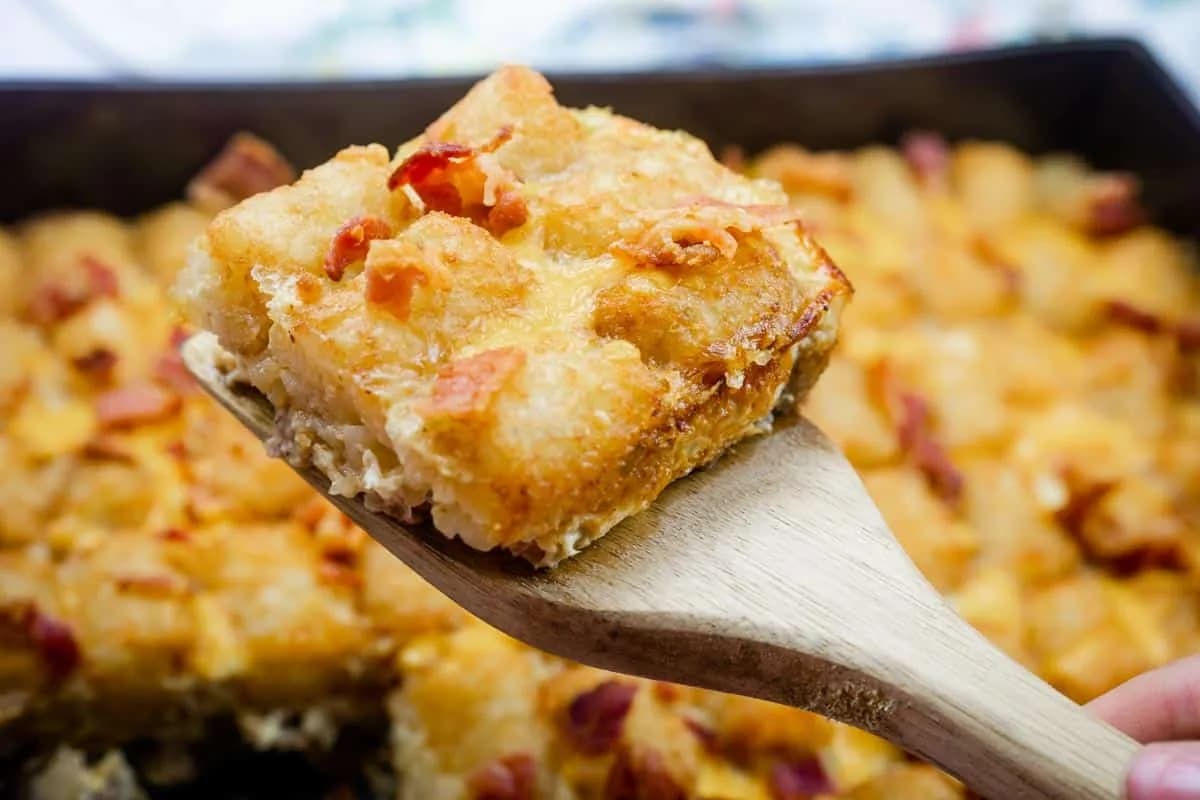 Crispy Tater Tot Breakfast Bake