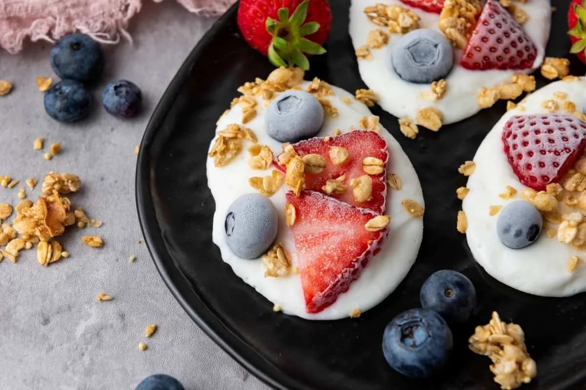 Frozen Vanilla Yogurt Bites