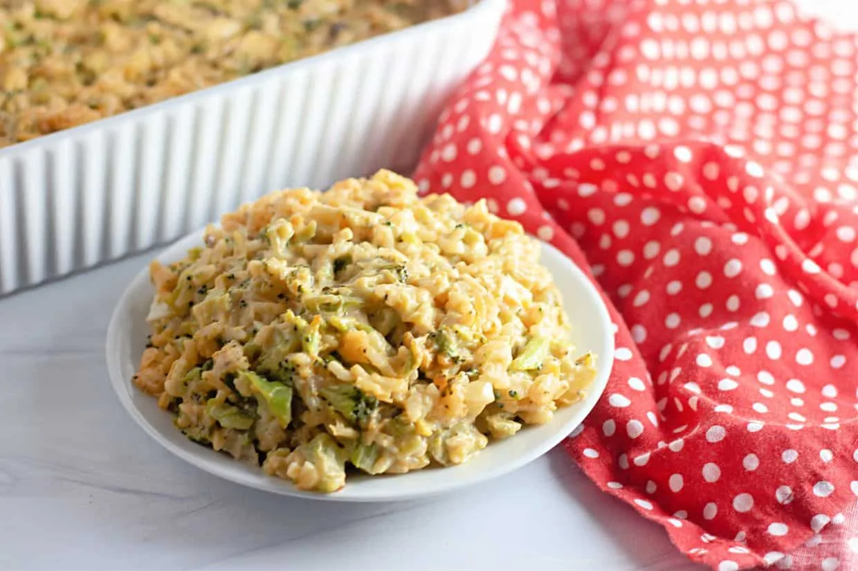Easy Cheesy Broccoli Rice Casserole