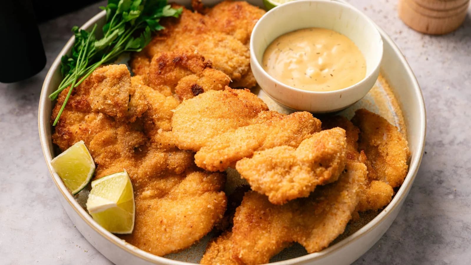 Air Fryer Crispy Chicken Thighs