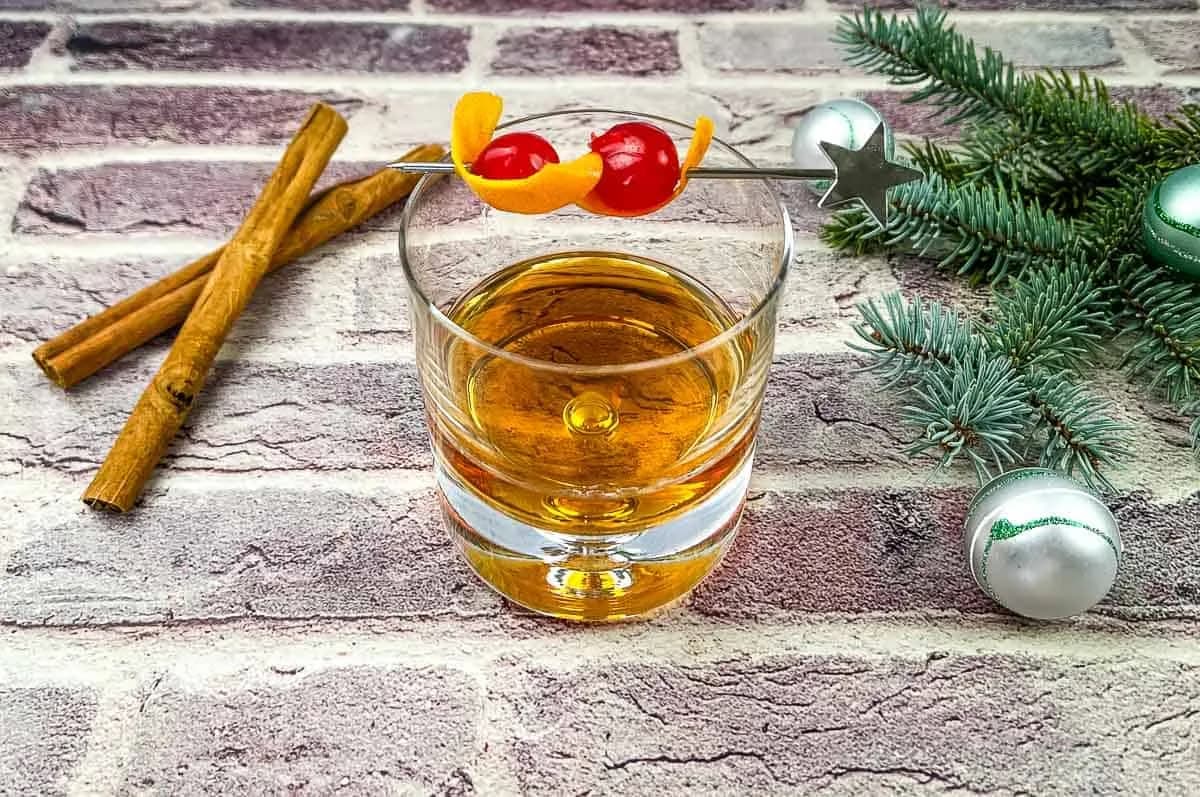 Cinnamon Smoked Old Fashioned