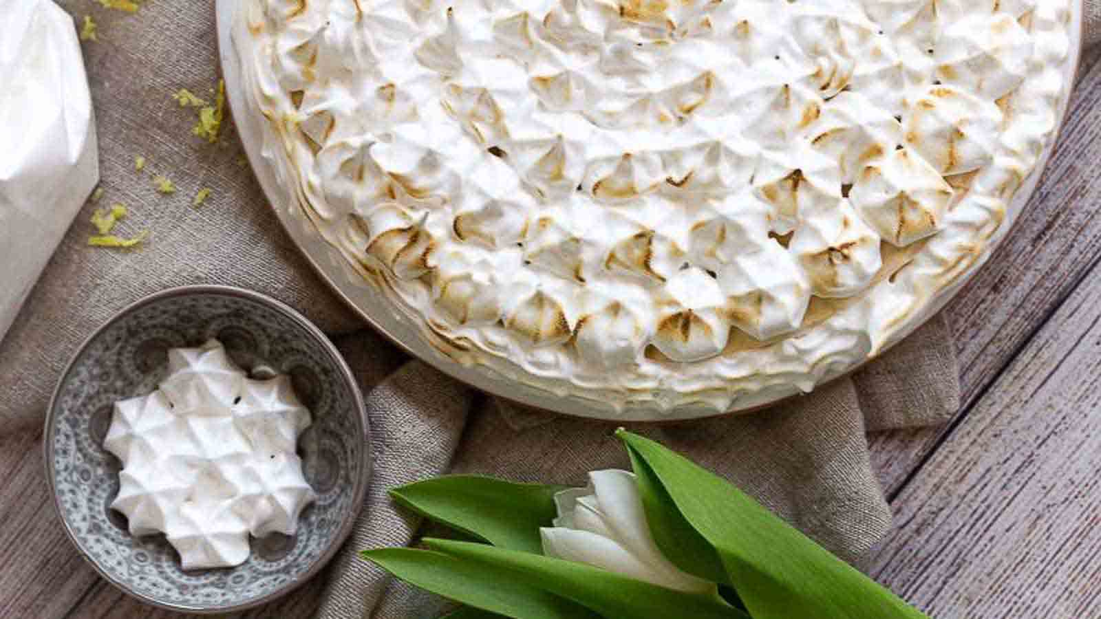 No-Base Instant Pot Keto Lemon Cheesecake with meringue on top. 