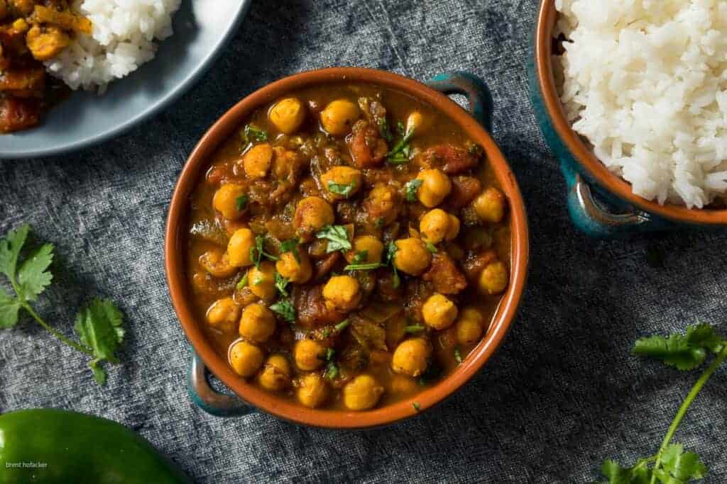 Chickpea curry with rice and peppers.
