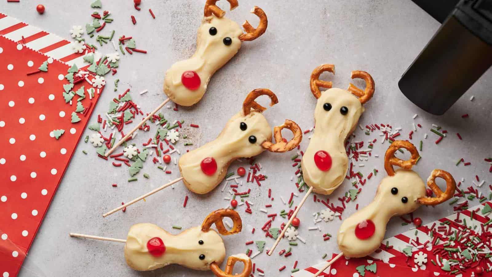 Air Fryer Reindeer Cookies. Photo credit: Splash of Taste.