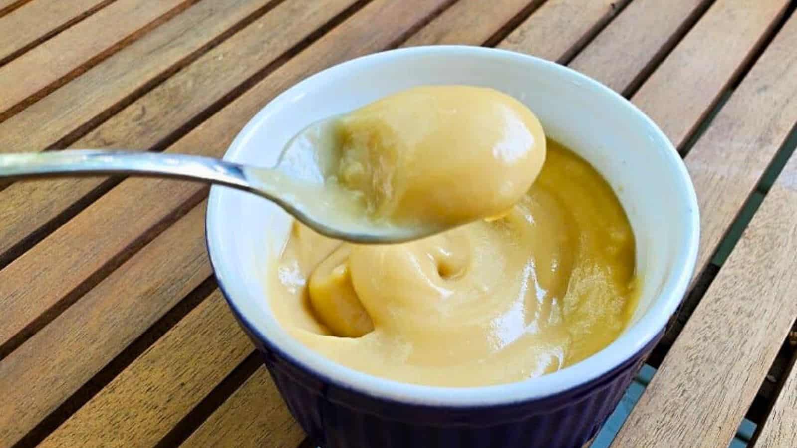 https://fooddrinklife.com/wp-content/uploads/2024/07/Butterscotch-Pudding.jpg